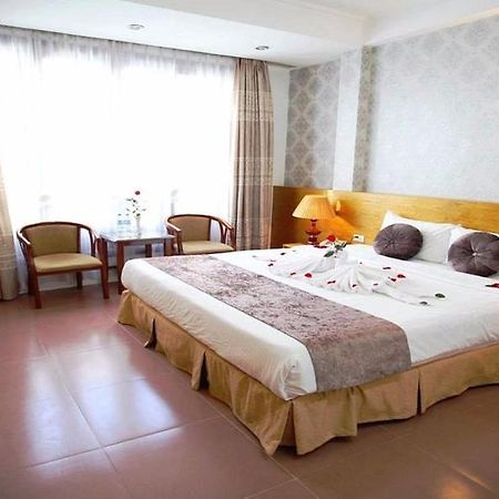 Mayhouse Travel Hanoi Dış mekan fotoğraf